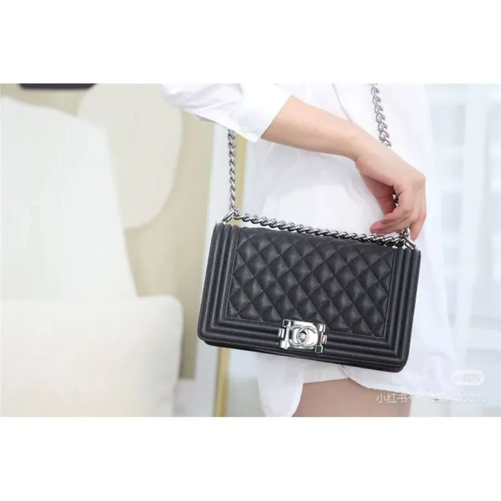 Chanel Women Pre-Loved Bag Very Good Condition